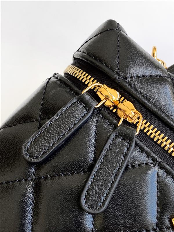 2026131214519226 560